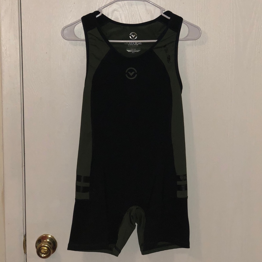 VIRUS Weightlifting Singlet
